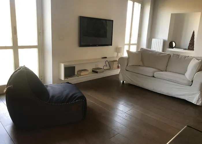 Over The Tiber Loft